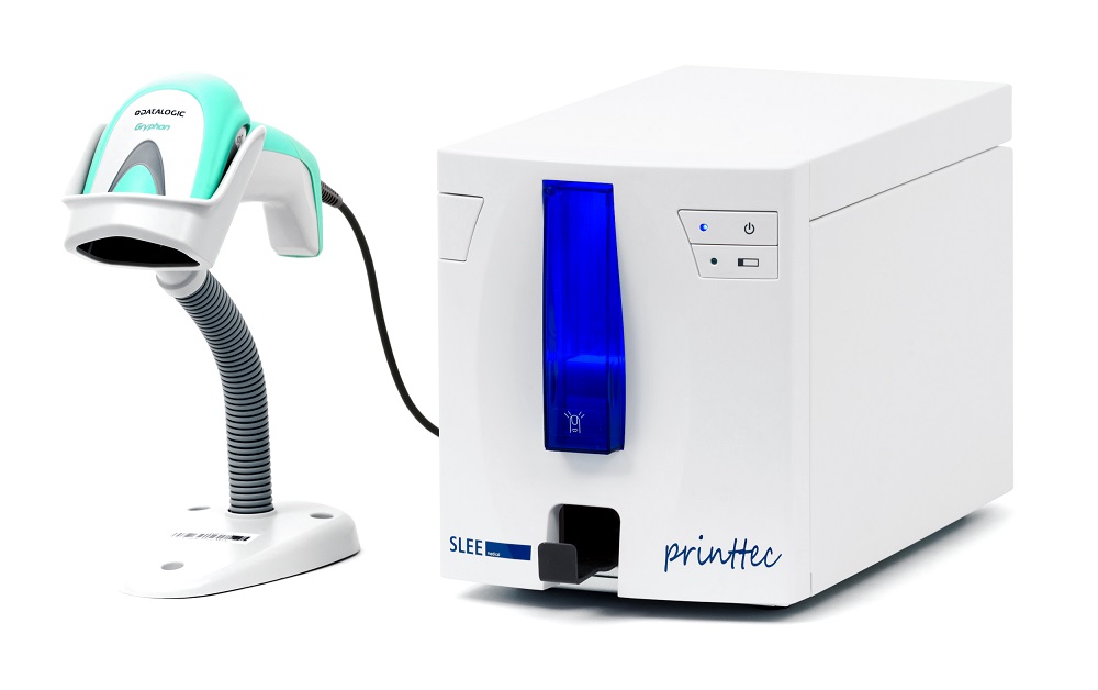 מדפסת לזכוכית נושאת מדגם Printtec S תוצרת Slee, גרמניה.